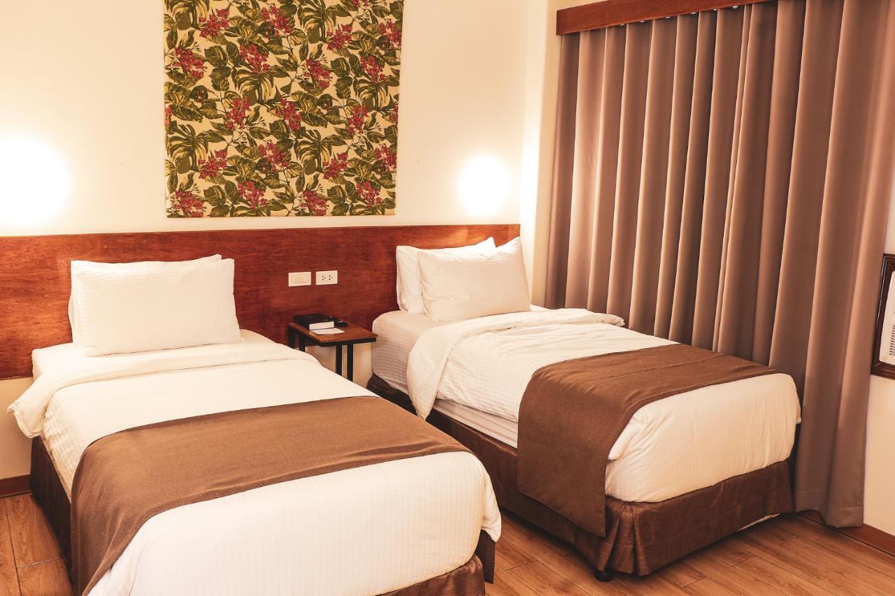 Hotel Sentro Legazpi Eksteriør billede